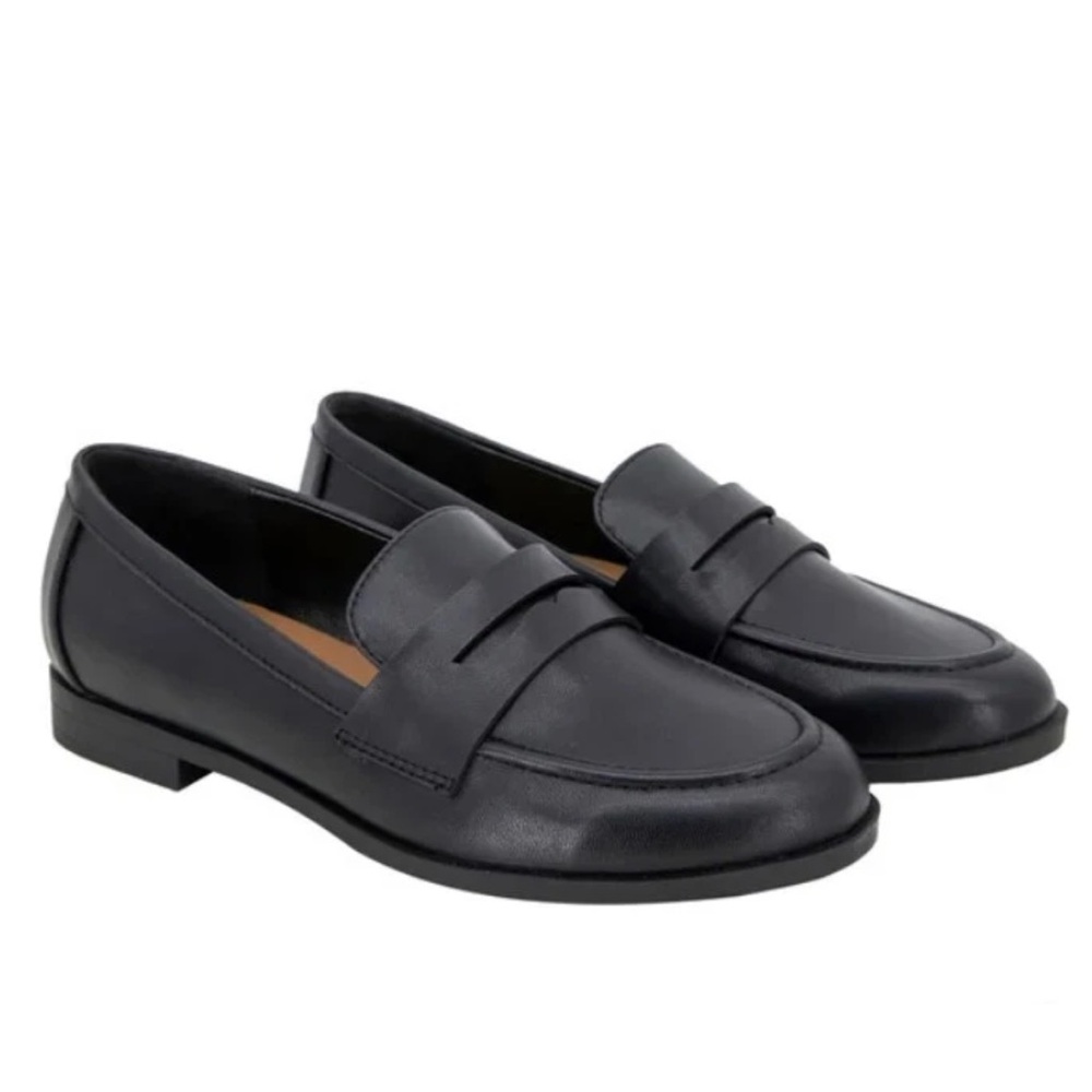 Kensie woman’s black loafers